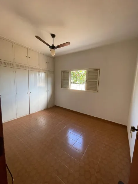 Comprar Casa / Padr&atilde;o em S&atilde;o Jos&eacute; do Rio Preto R$ 380.000,00 - Foto 15