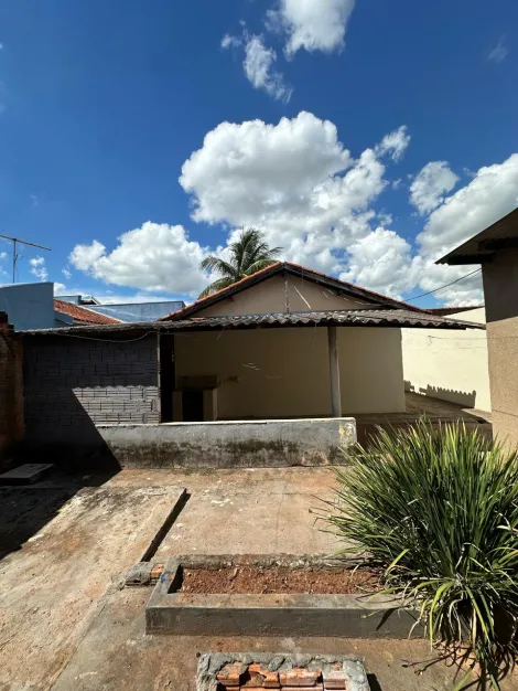 Comprar Casa / Padr&atilde;o em Bady Bassitt R$ 196.000,00 - Foto 17