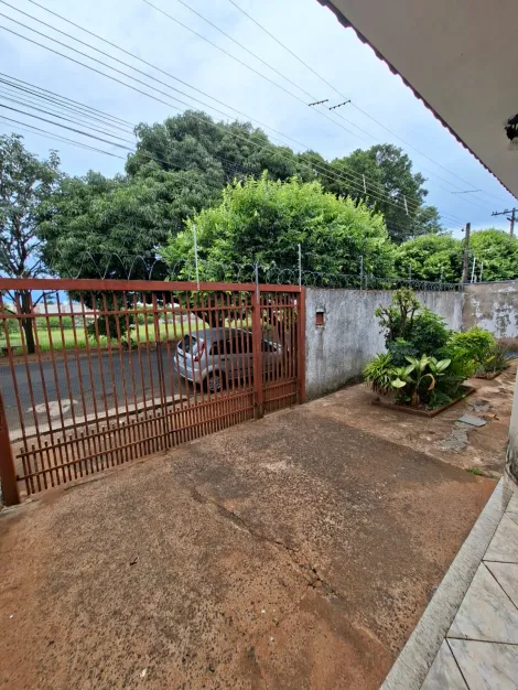 Alugar Casa / Padr&atilde;o em S&atilde;o Jos&eacute; do Rio Preto. apenas R$ 350.000,00