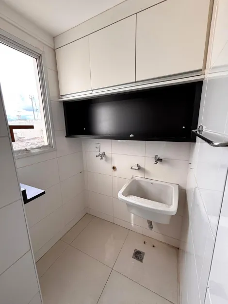 Alugar Apartamento / Padr&atilde;o em S&atilde;o Jos&eacute; do Rio Preto R$ 2.500,00 - Foto 9