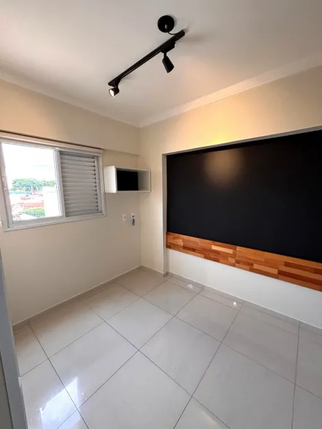 Alugar Apartamento / Padr&atilde;o em S&atilde;o Jos&eacute; do Rio Preto R$ 2.500,00 - Foto 11