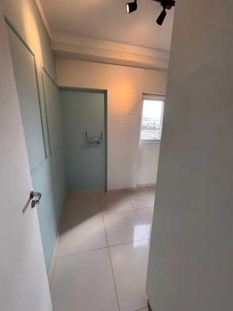 Alugar Apartamento / Padr&atilde;o em S&atilde;o Jos&eacute; do Rio Preto R$ 2.500,00 - Foto 13
