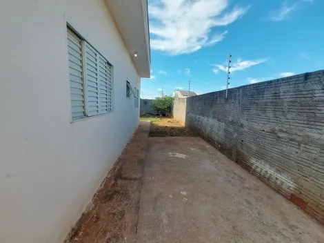 Casa / Padr&atilde;o em Mirassol 