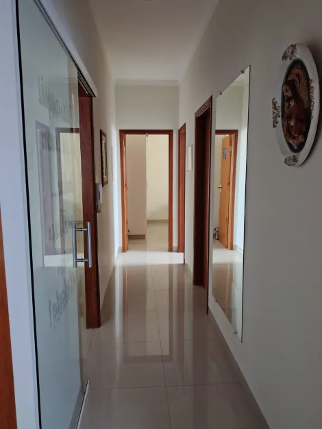 Alugar Casa / Padr&atilde;o em S&atilde;o Jos&eacute; do Rio Preto. apenas R$ 630.000,00