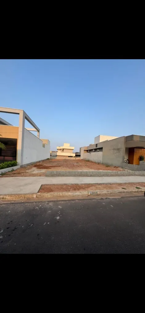 Terreno / Condom&iacute;nio em Mirassol , Comprar por R$195.000,00