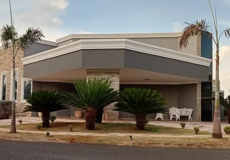 Casa / Condom&iacute;nio em S&atilde;o Jos&eacute; do Rio Preto 