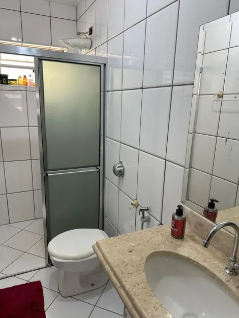 Alugar Apartamento / Padr&atilde;o em S&atilde;o Jos&eacute; do Rio Preto R$ 900,00 - Foto 10