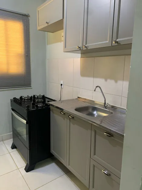Alugar Casa / Condom&iacute;nio em S&atilde;o Jos&eacute; do Rio Preto R$ 1.100,00 - Foto 5