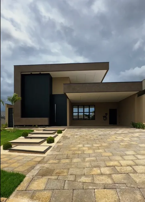 Casa / Condom&iacute;nio em S&atilde;o Jos&eacute; do Rio Preto 