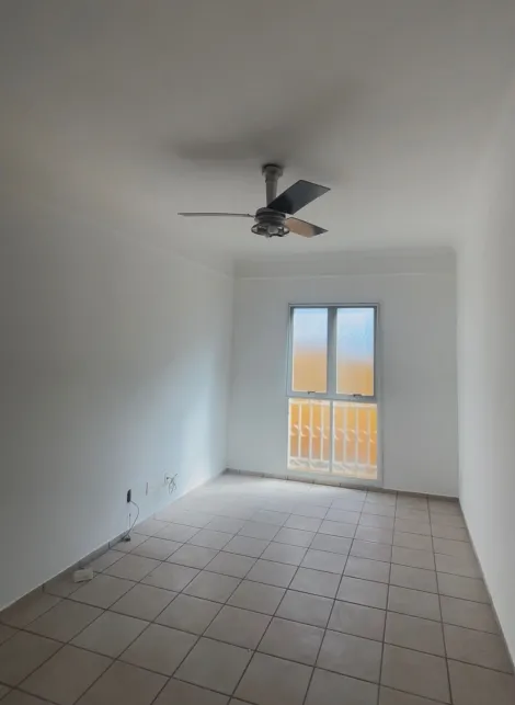 Alugar Apartamento / Padr&atilde;o em S&atilde;o Jos&eacute; do Rio Preto. apenas R$ 900,00