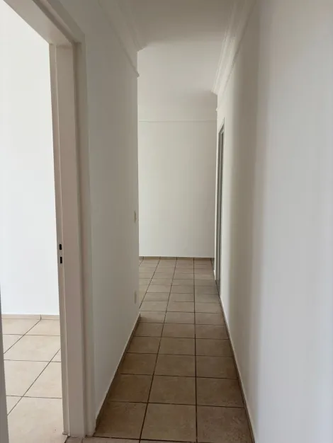 Alugar Apartamento / Padr&atilde;o em S&atilde;o Jos&eacute; do Rio Preto R$ 900,00 - Foto 3