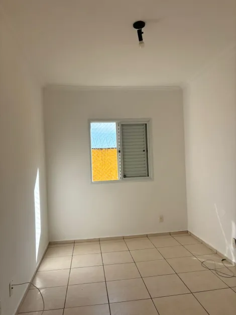Alugar Apartamento / Padr&atilde;o em S&atilde;o Jos&eacute; do Rio Preto R$ 900,00 - Foto 6