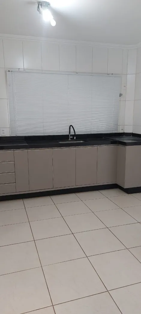 Alugar Apartamento / Padr&atilde;o em S&atilde;o Jos&eacute; do Rio Preto. apenas R$ 380.000,00