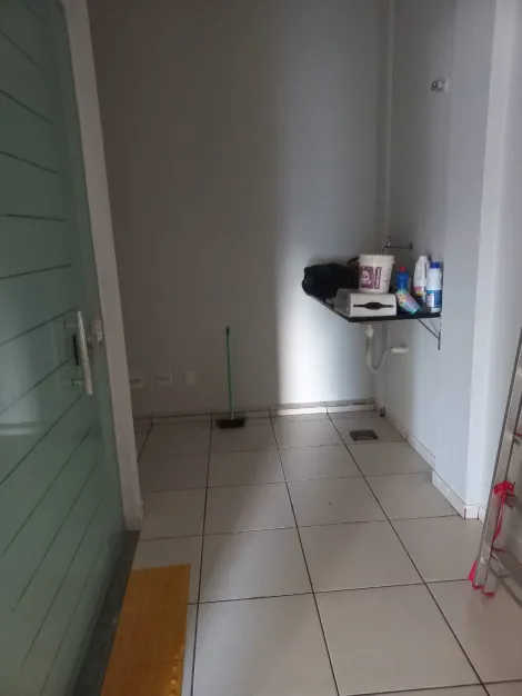 Alugar Comercial / Sal&atilde;o em S&atilde;o Jos&eacute; do Rio Preto R$ 2.400,00 - Foto 9