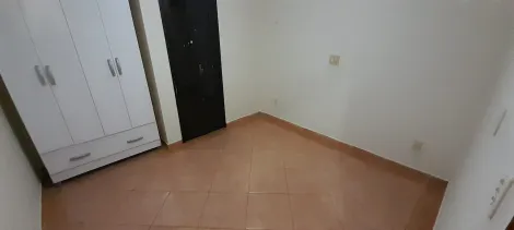 Alugar Apartamento / Padr&atilde;o em S&atilde;o Jos&eacute; do Rio Preto R$ 1.450,00 - Foto 5