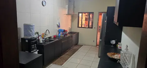 Comprar Casa / Padr&atilde;o em S&atilde;o Jos&eacute; do Rio Preto R$ 310.000,00 - Foto 2