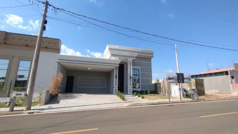 Casa / Condom&iacute;nio em S&atilde;o Jos&eacute; do Rio Preto 