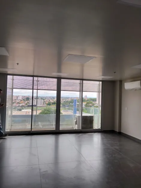 Alugar Comercial / Sala em S&atilde;o Jos&eacute; do Rio Preto R$ 4.500,00 - Foto 2