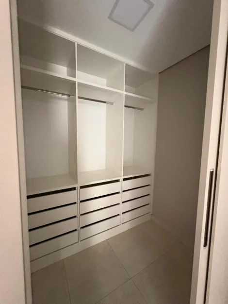 Alugar Apartamento / Padr&atilde;o em S&atilde;o Jos&eacute; do Rio Preto R$ 3.900,00 - Foto 17