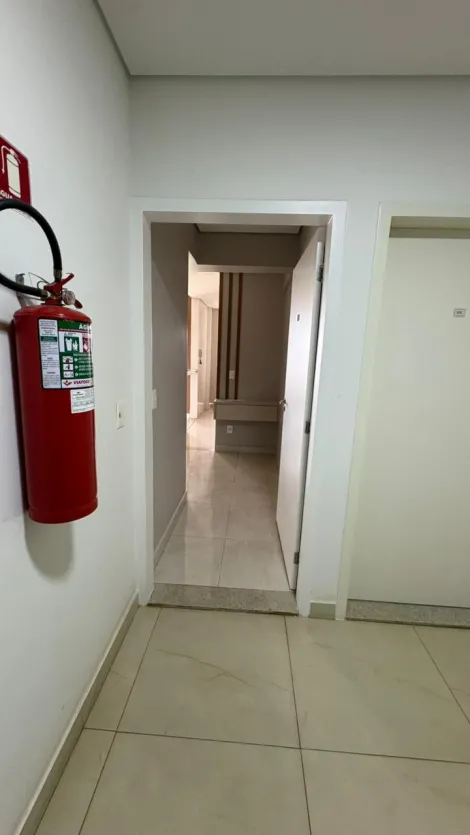 Alugar Apartamento / Padr&atilde;o em S&atilde;o Jos&eacute; do Rio Preto R$ 3.900,00 - Foto 44