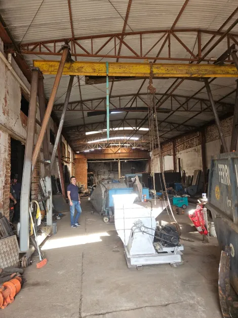 Comprar Comercial / Galp&otilde;es em S&atilde;o Jos&eacute; do Rio Preto R$ 1.500.000,00 - Foto 3