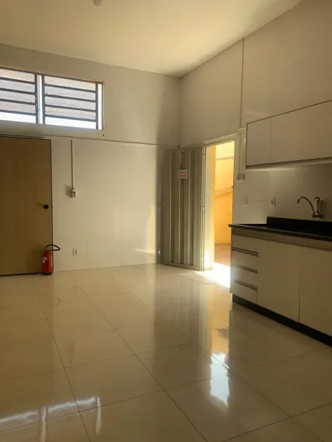 Alugar Comercial / Pr&eacute;dio Inteiro em S&atilde;o Jos&eacute; do Rio Preto R$ 8.500,00 - Foto 9
