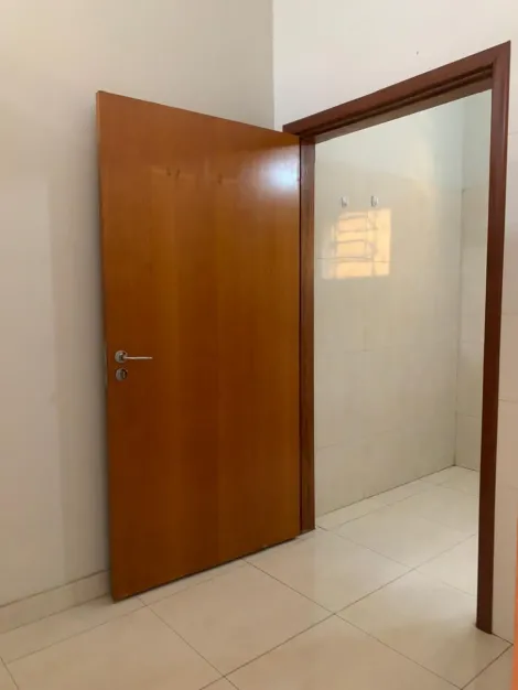 Alugar Comercial / Pr&eacute;dio Inteiro em S&atilde;o Jos&eacute; do Rio Preto R$ 8.500,00 - Foto 10