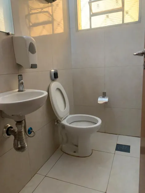 Alugar Comercial / Pr&eacute;dio Inteiro em S&atilde;o Jos&eacute; do Rio Preto R$ 8.500,00 - Foto 12