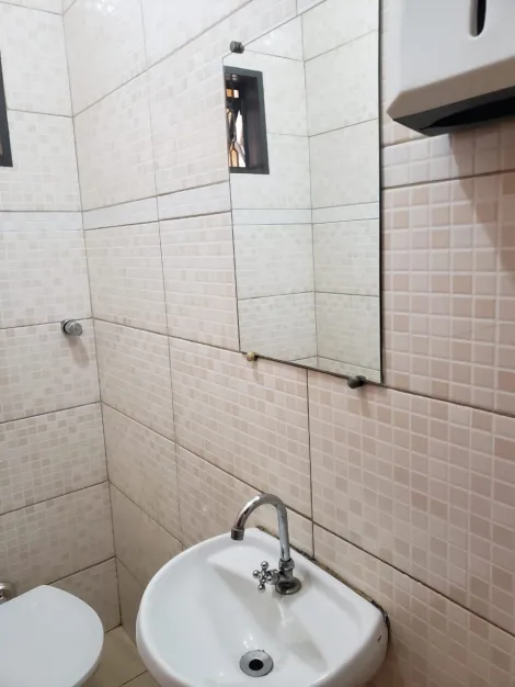 Alugar Comercial / Pr&eacute;dio Inteiro em S&atilde;o Jos&eacute; do Rio Preto R$ 8.500,00 - Foto 25