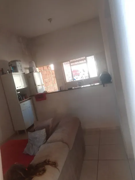 Alugar Casa / Padr&atilde;o em Mirassol R$ 800,00 - Foto 2