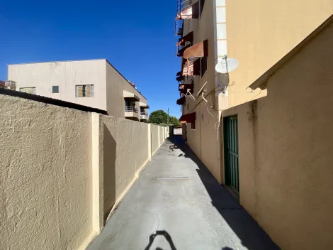 Alugar Apartamento / Padr&atilde;o em S&atilde;o Jos&eacute; do Rio Preto R$ 1.550,00 - Foto 23