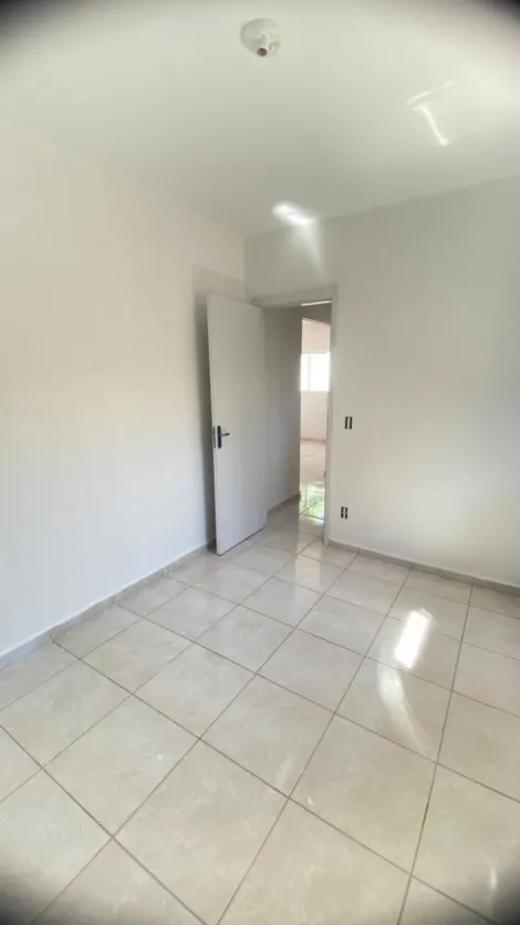 Comprar Casa / Padr&atilde;o em Bady Bassitt R$ 250.000,00 - Foto 4