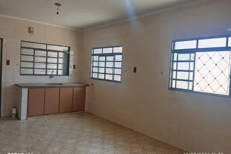 Alugar Casa / Padr&atilde;o em S&atilde;o Jos&eacute; do Rio Preto. apenas R$ 260.000,00