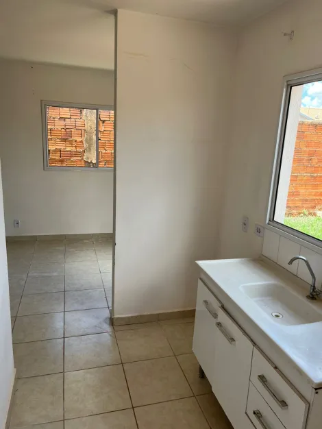 Alugar Casa / Padr&atilde;o em Bady Bassitt R$ 1.000,00 - Foto 8