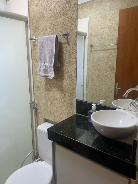 Comprar Casa / Padr&atilde;o em S&atilde;o Jos&eacute; do Rio Preto R$ 395.000,00 - Foto 32