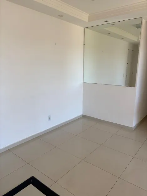 Alugar Apartamento / Padr&atilde;o em S&atilde;o Jos&eacute; do Rio Preto R$ 1.650,00 - Foto 2