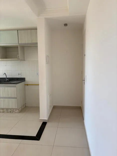 Alugar Apartamento / Padr&atilde;o em S&atilde;o Jos&eacute; do Rio Preto R$ 1.650,00 - Foto 4