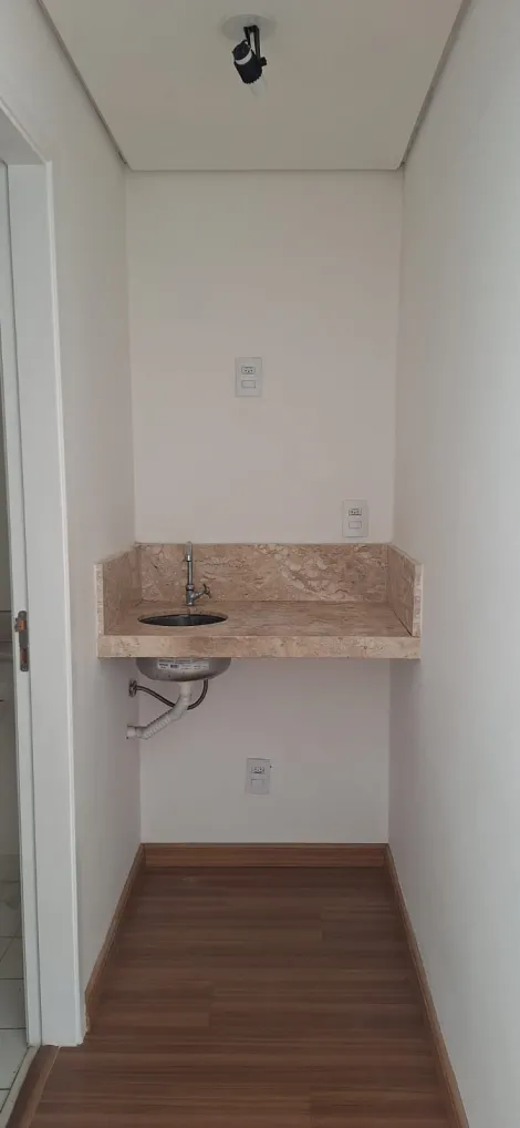 Alugar Comercial / Sala em S&atilde;o Jos&eacute; do Rio Preto R$ 2.000,00 - Foto 6