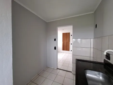 Alugar Apartamento / Padr&atilde;o em S&atilde;o Jos&eacute; do Rio Preto R$ 850,00 - Foto 4