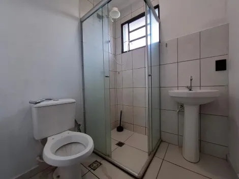 Alugar Apartamento / Padr&atilde;o em S&atilde;o Jos&eacute; do Rio Preto R$ 850,00 - Foto 9