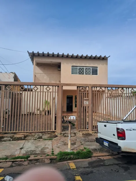 Alugar Casa / Padr&atilde;o em S&atilde;o Jos&eacute; do Rio Preto. apenas R$ 3.500,00