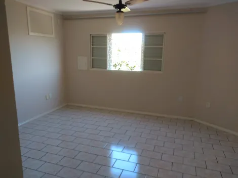 Comprar Casa / Padr&atilde;o em Catanduva R$ 380.000,00 - Foto 2