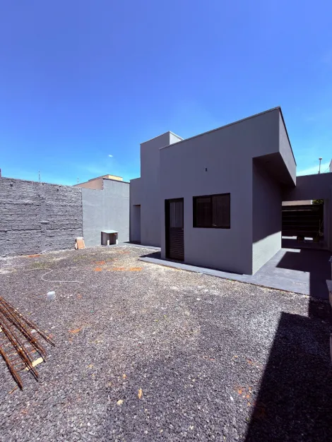 Comprar Casa / Padr&atilde;o em S&atilde;o Jos&eacute; do Rio Preto R$ 375.000,00 - Foto 4