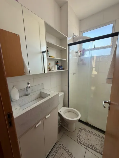 Comprar Apartamento / Padr&atilde;o em S&atilde;o Jos&eacute; do Rio Preto R$ 240.000,00 - Foto 11