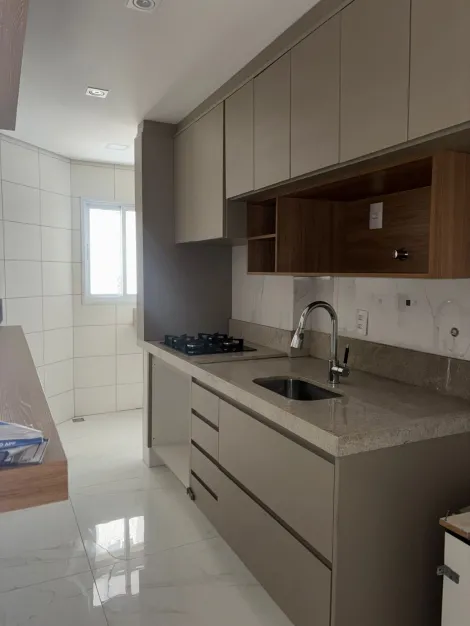 Alugar Apartamento / Padr&atilde;o em S&atilde;o Jos&eacute; do Rio Preto R$ 3.800,00 - Foto 3