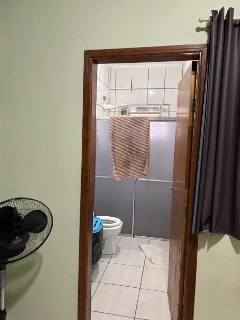 Comprar Casa / Padr&atilde;o em S&atilde;o Jos&eacute; do Rio Preto R$ 470.000,00 - Foto 5