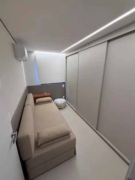 Alugar Apartamento / Padr&atilde;o em S&atilde;o Jos&eacute; do Rio Preto R$ 8.000,00 - Foto 4