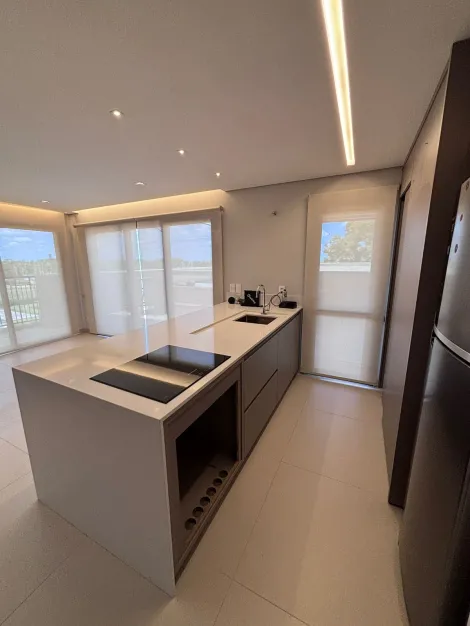 Alugar Apartamento / Padr&atilde;o em S&atilde;o Jos&eacute; do Rio Preto R$ 8.000,00 - Foto 5