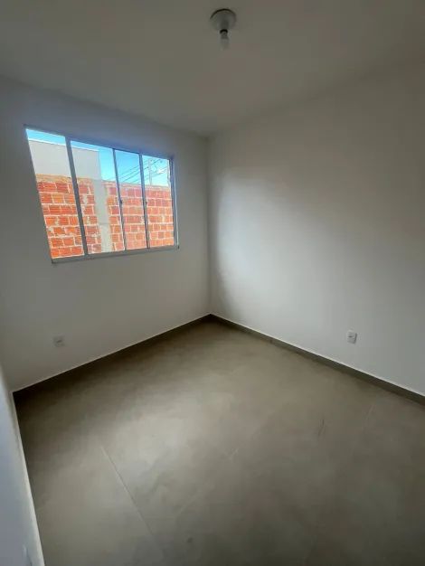 Alugar Casa / Padr&atilde;o em S&atilde;o Jos&eacute; do Rio Preto R$ 900,00 - Foto 7