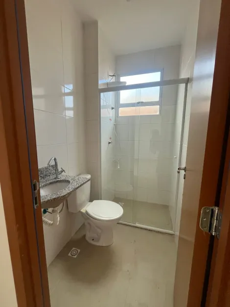 Alugar Casa / Padr&atilde;o em S&atilde;o Jos&eacute; do Rio Preto R$ 900,00 - Foto 10
